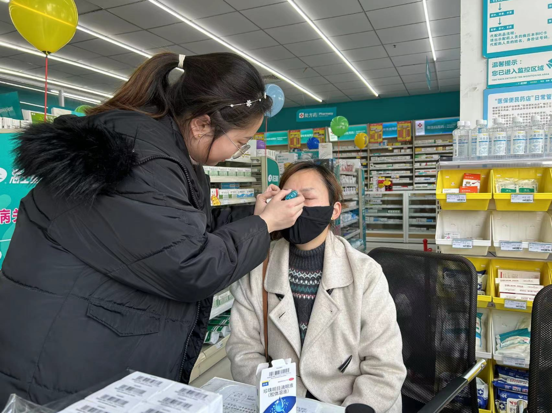 弘扬雷锋精神，传递天龙温度